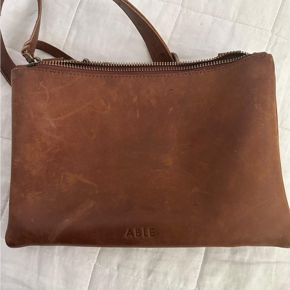 Abel crossbody